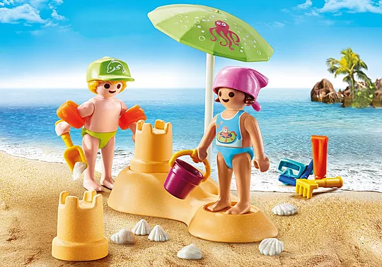 71581 - Enfant avec jeux de plage