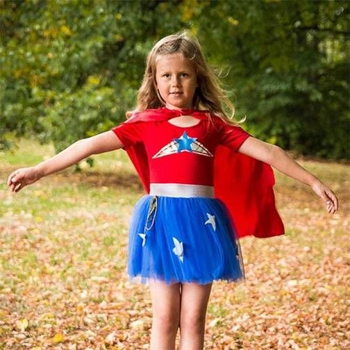 Déguisement de super wondergirl avec cape 4-6 ans